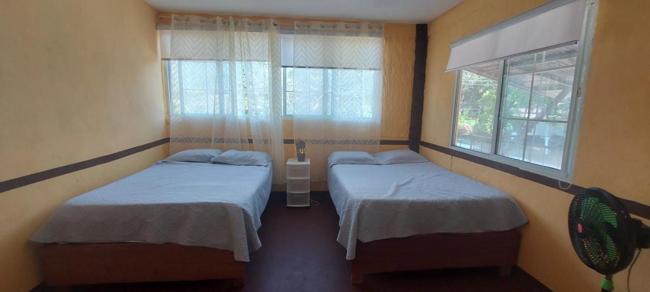 Hostal Don Quijote Llano Grande 外观 照片